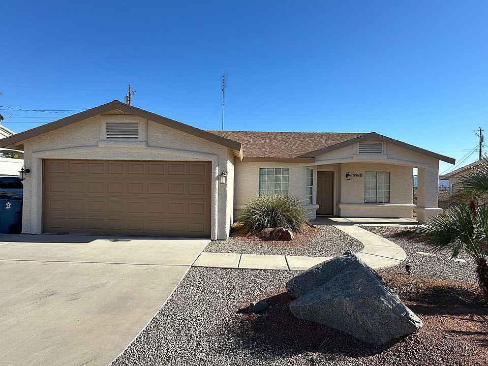 1st image of 2996 Applewood Dr