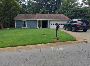 1326 Country Downs Dr, Norcross, GA 30093