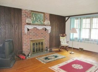 1054 Ridgewood Ln, West Chester, PA 19382