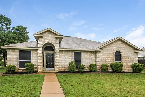 2717 Pioneer Ln Photo 1