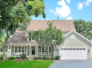 1038 Willoby Ln, Elgin, IL 60120