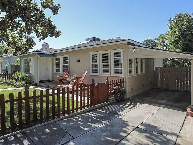 243 Bonita Dr — Photo 4