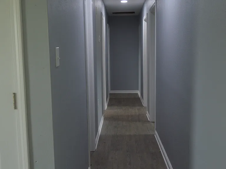 219 Leon St #6 — Photo 16