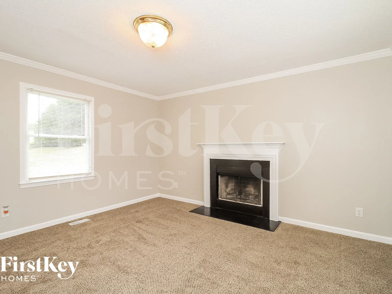 3 bed, 2.5 bath, 1672 sqft, $1,980 — Photo 4