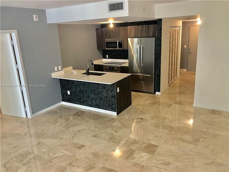 1st image of 488 NE 18th St Unit 2404