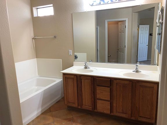 5th image of 33315 N Hidden Canyon Dr