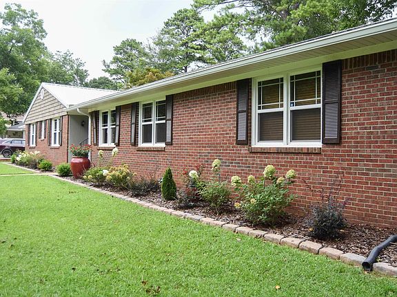 4th image of 1017 Pecanwood Dr
