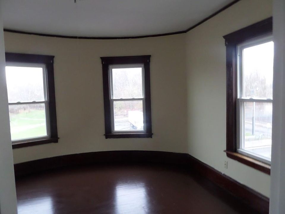 2nd image of 201 Belmont St