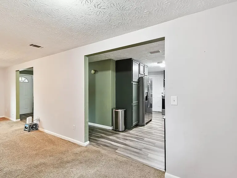 8657 Moss Haven Rd — Photo 10