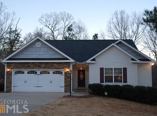 211 Rosecliff Dr, Cornelia, GA 30531