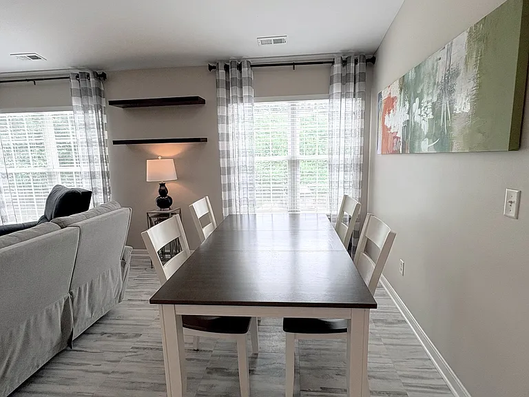 257 Skyview Ct — Photo 9