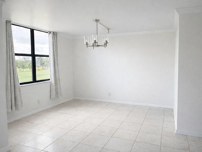 3800 N Hills Dr #315 — Photo 7