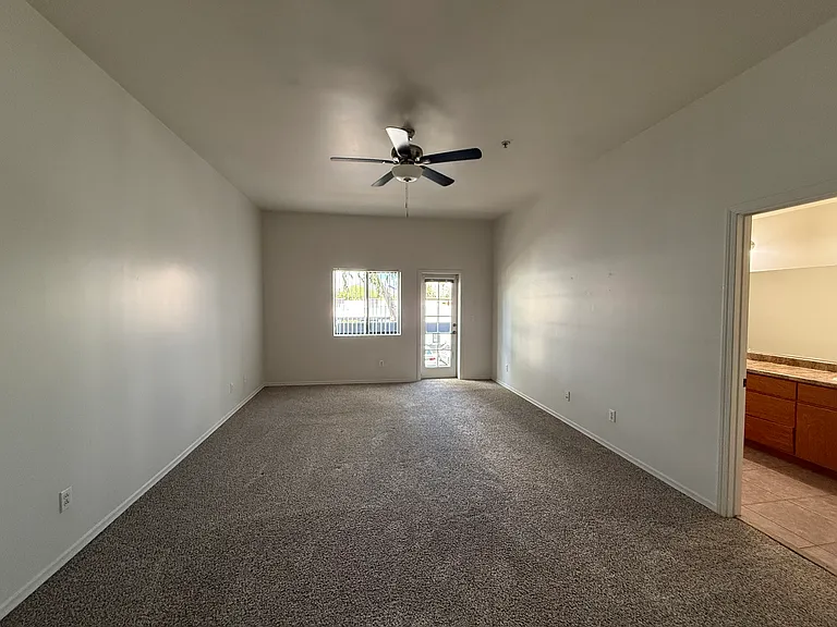 4035 N 28th St #105 — Photo 18