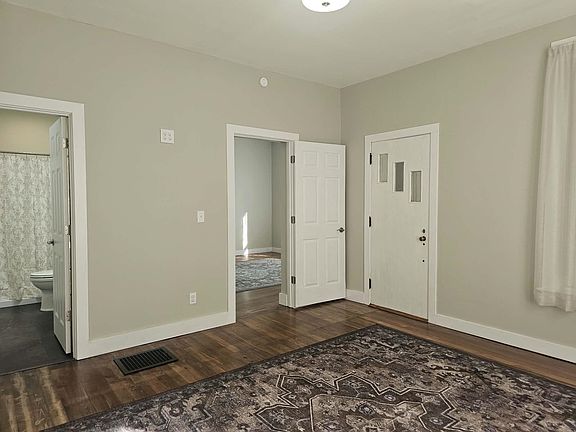 5th image of 1515 Guilford St