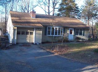 14 Under Rock Rd, Sparta, NJ 07871