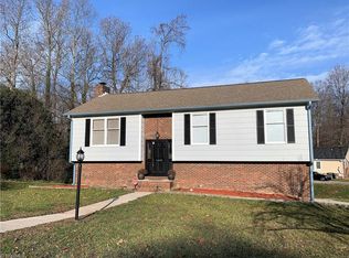 3800 Waynoka Dr, Greensboro, NC 27410