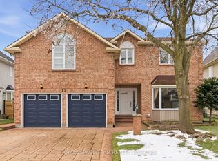 15 Wellfleet Cres, Ottawa, ON K2J2Y3
