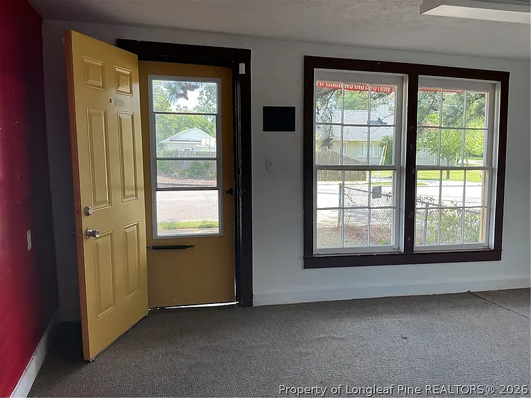 120 W Elwood Ave — Photo 14