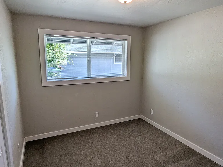 881 Chemawa Rd N #881 — Photo 7
