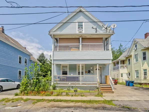 34 E School St, West Springfield, MA 01089