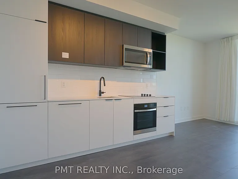 1185 Dupont St #719 — Photo 8