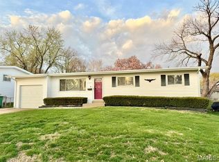 2365 Flamingo Dr, Florissant, MO