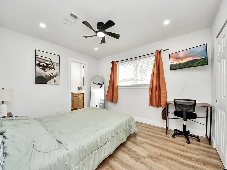 5115 Clay St — Photo 28