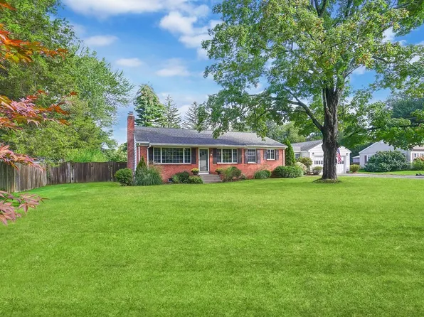 21 Jewell Ln, Wilbraham, MA 01095