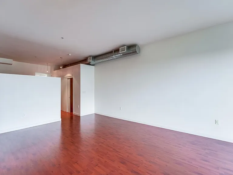 889 Date St #338 — Photo 4