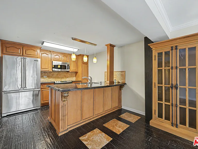 10535 Wilshire Blvd #510 — Photo 14