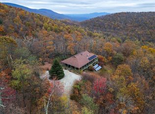 4171 Cub Creek Rd, Roseland, VA 22967