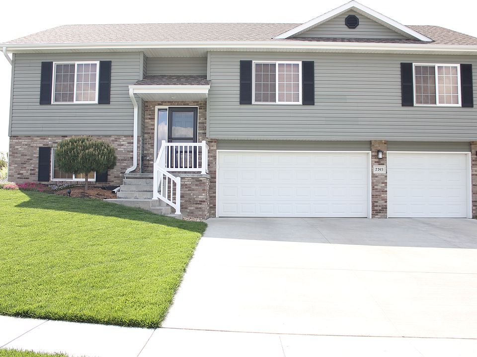 1st image of 7745 S 81st St