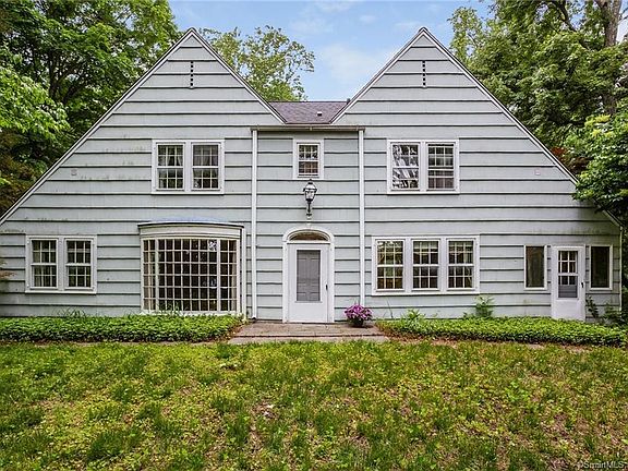 2nd image of 323 Olmstead Hill Rd