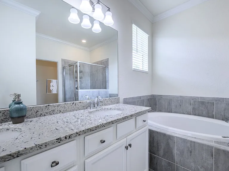 15145 Spanish Point Dr — Photo 36
