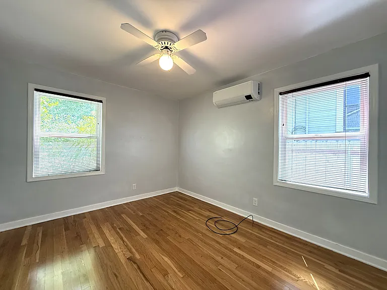 1140 Normal Ave — Photo 7