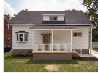 308 E Washington Ave, Magnolia, NJ 08049