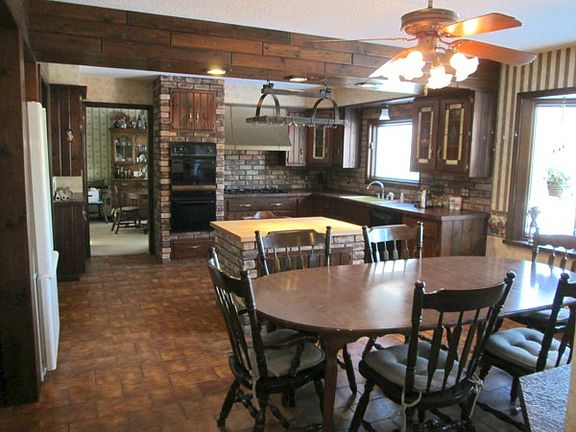 2nd image of 534 Briarwood Ct
