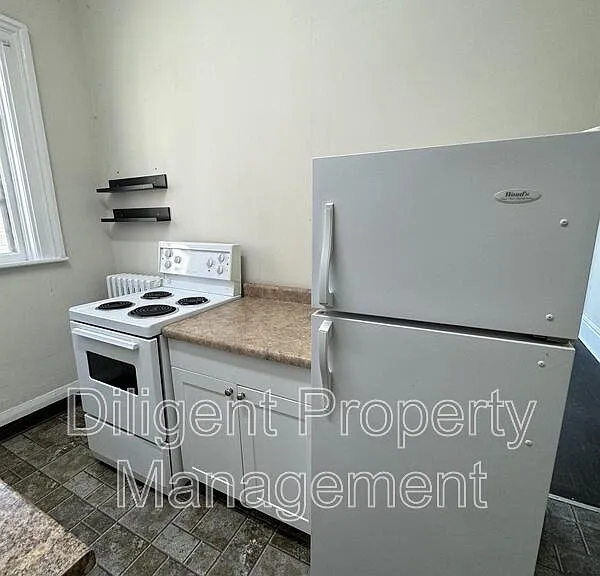 451 Water St #3 — Photo 35