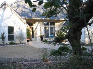 10043 Whites Creek Rd, College Station, TX 77845