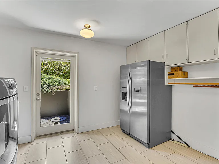 17642 Upper Cherry Ln — Photo 23