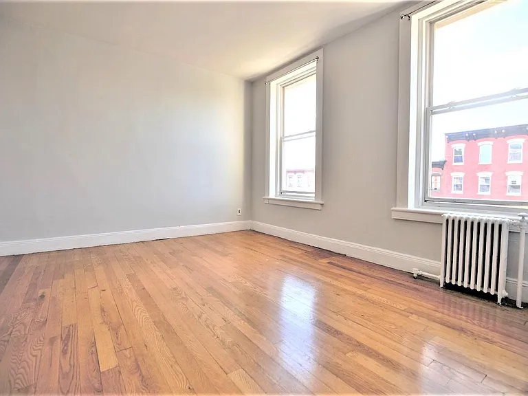 535 Washington St #2 — Photo 12