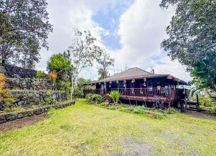 1st image of 92-9021A Lehua Ln