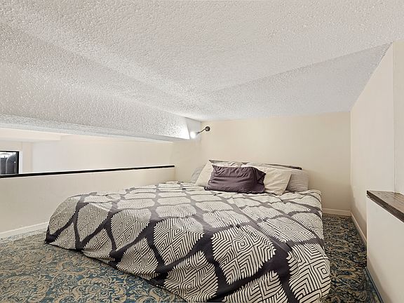 4th image of 372 5th Ave APT 7N