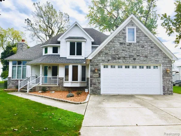 4342 Dewey Rd, Newport, MI 48166