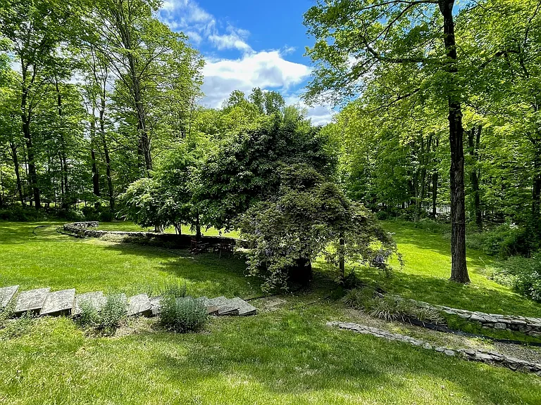 58 Wells Hill Rd — Photo 35