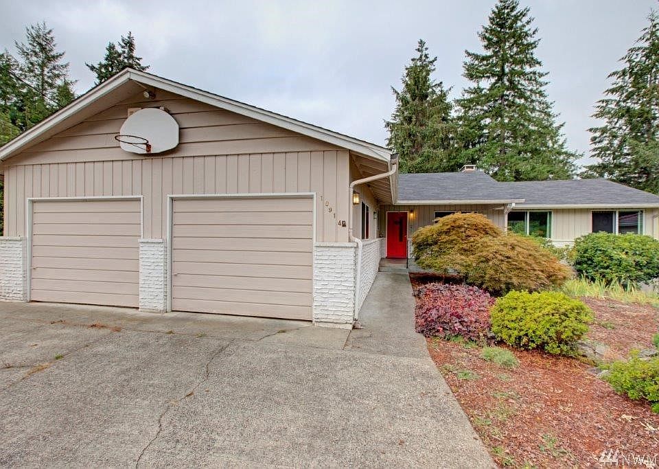 1st image of 10914 Glenwood Dr SW