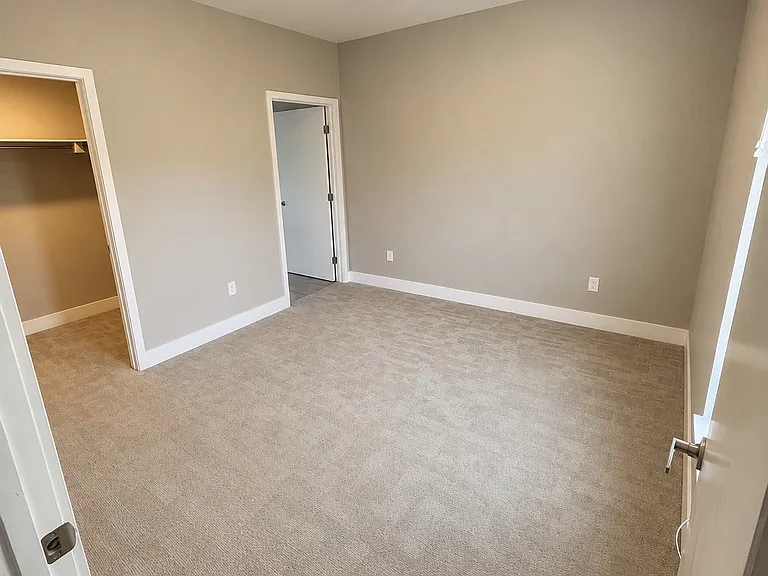 2374 S University Blvd #213 — Photo 7