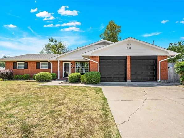 7202 NW Compass Dr, Lawton, OK 73505