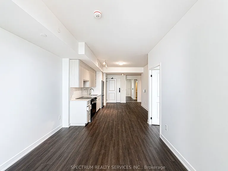 2075 Lakeshore Rd #1407 — Photo 8