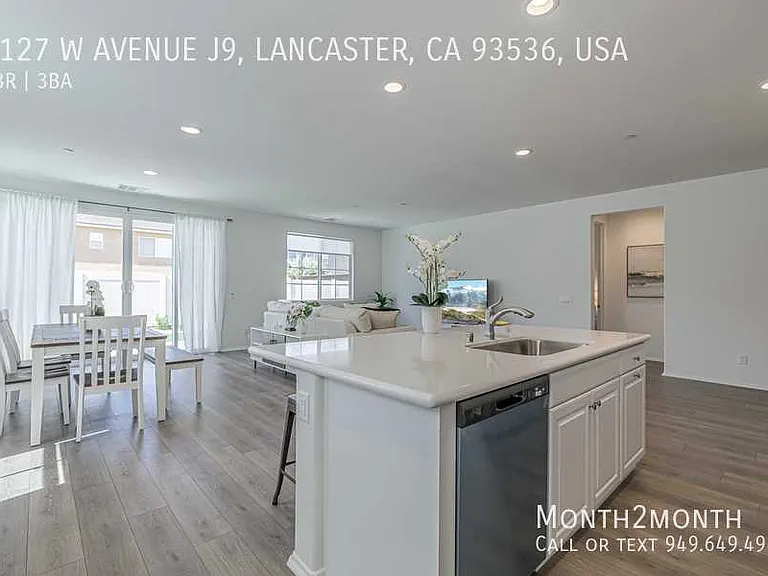 6127 W Avenue J9 #USA — Photo 9